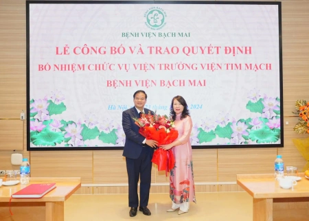 Lễ công bố và trao Quyết định bổ nhiệm chức vụ Viện trưởng Viện Tim mạch, Bệnh viện Bạch Mai